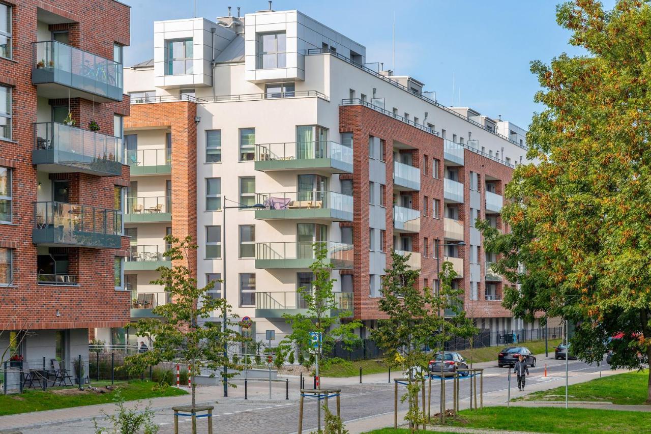 Angielska Grobla - City Center, Marina & Parking By Downtown Apartments Danzig Exterior foto